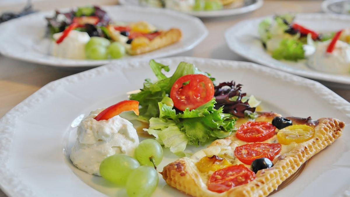 Close-up of a gourmet salad with fresh vegetables, perfect for a healthy meal.